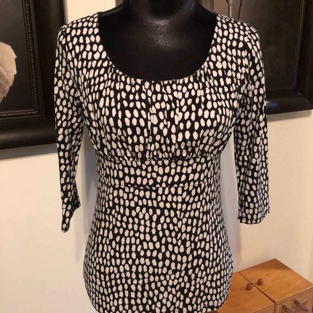 EUC Women’s Ann Taylor top - Picture 2 of 7